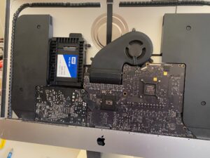 iMac: sostituzione hard disk con SSD